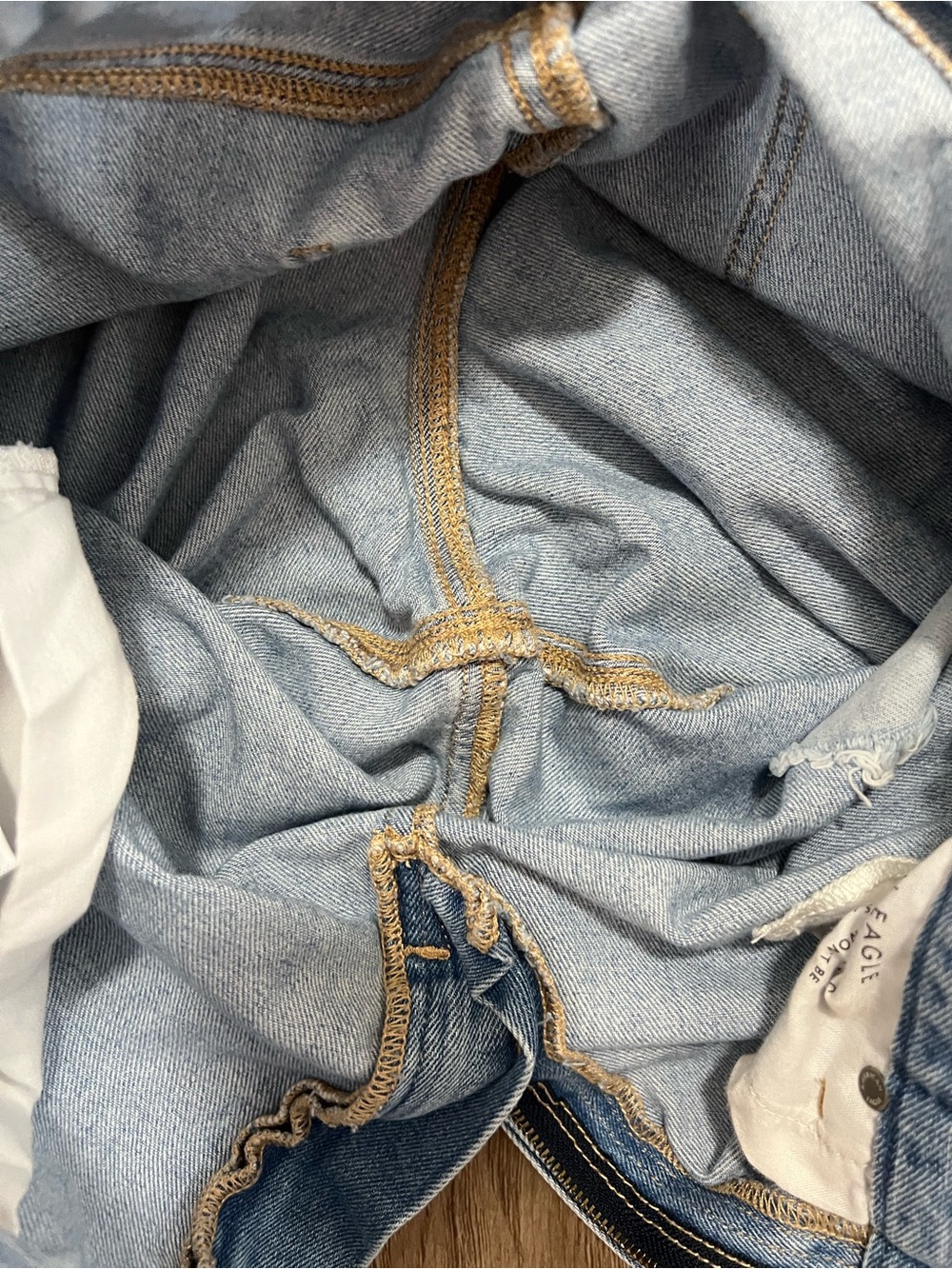 American Eagle Curvy Mom Jeans Distressed Patched Raw Hem Size 8 - Picture 10 of 15